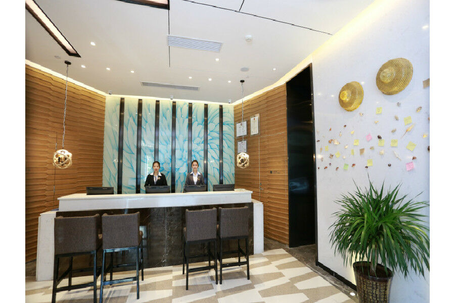 锦江都城酒店海南省政府日月广场免税店 Hajkou Kültér fotó
